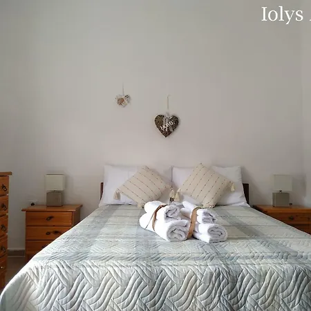 Iolys App Apartamento *